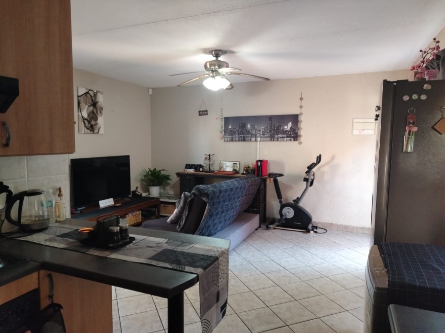 2 Bedroom Property for Sale in Vaalpark Free State